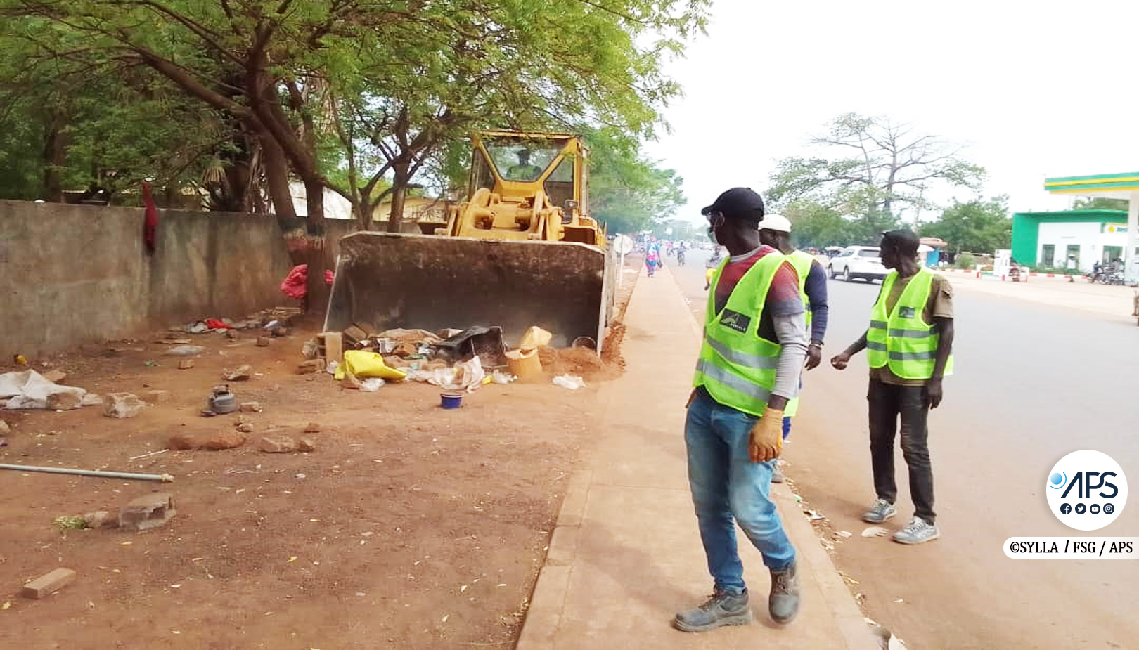 SENEGAL INFRASTRUCTURES Xëyu ndaw ñi 200 jeunes vont réaliser le