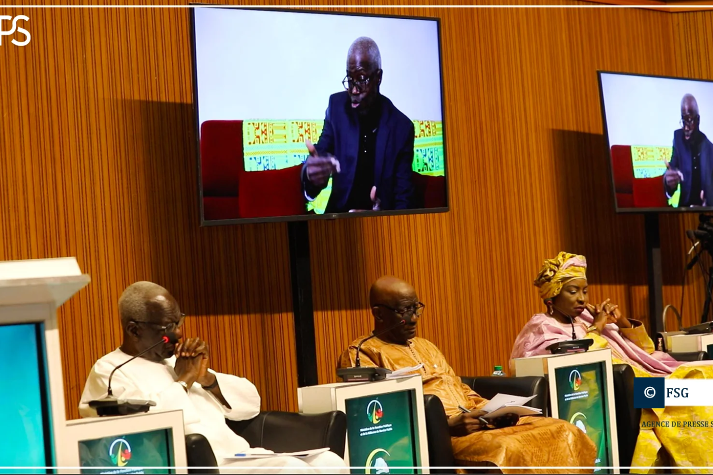 Six anciens ministres apportent leur contribution aux concertations nationales sur le secteur public