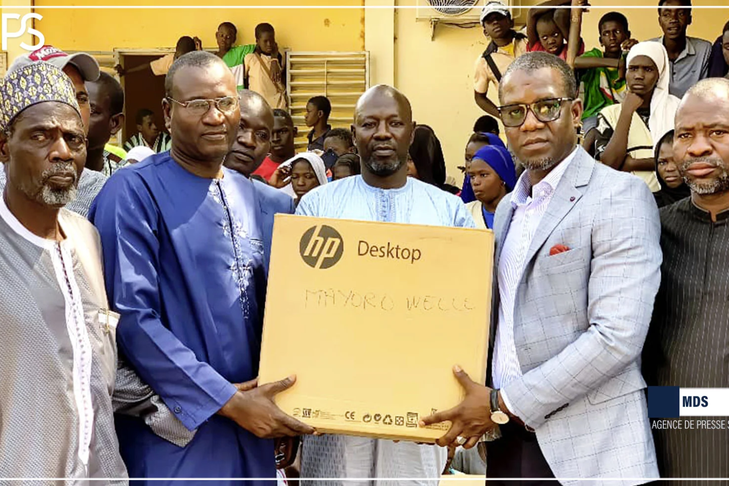 La SNR offre du matériel informatique et de reprographie à deux collèges de Dagana
