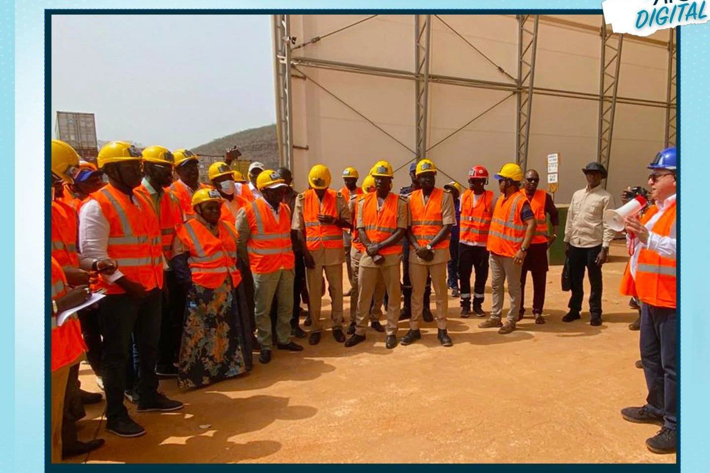 Visite de chantier du barrage de Sambangalou avec une délégation de l’OMVG