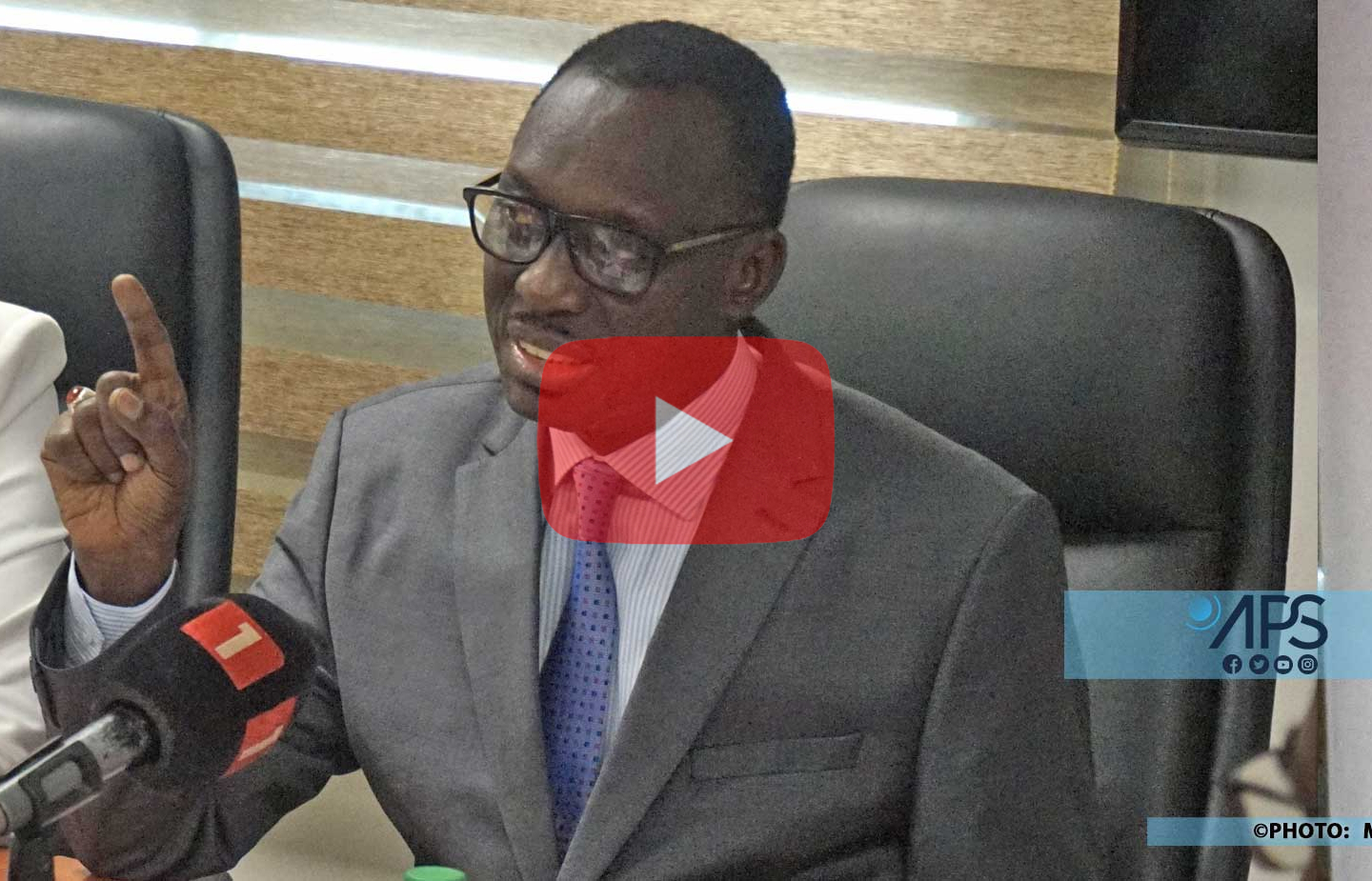 [DEPÊCHE/VIDEO] : Suspension de Walf TV – le CNRA, ”inflexible et droit dans ses bottes”