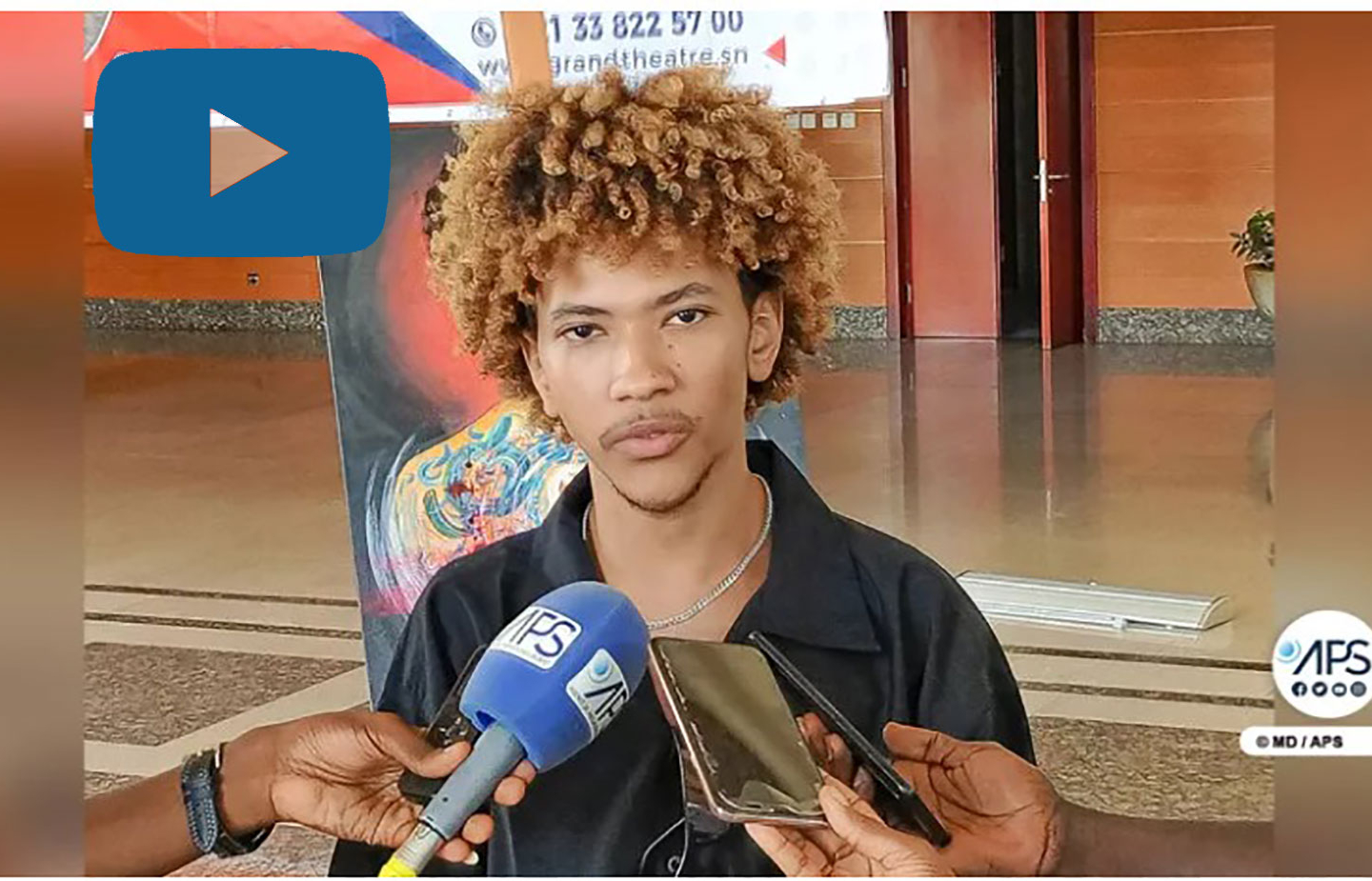 A Dakar, un peintre de 18 ans expose des tableaux d’art “pleins d’inspiration” pour la jeunesse