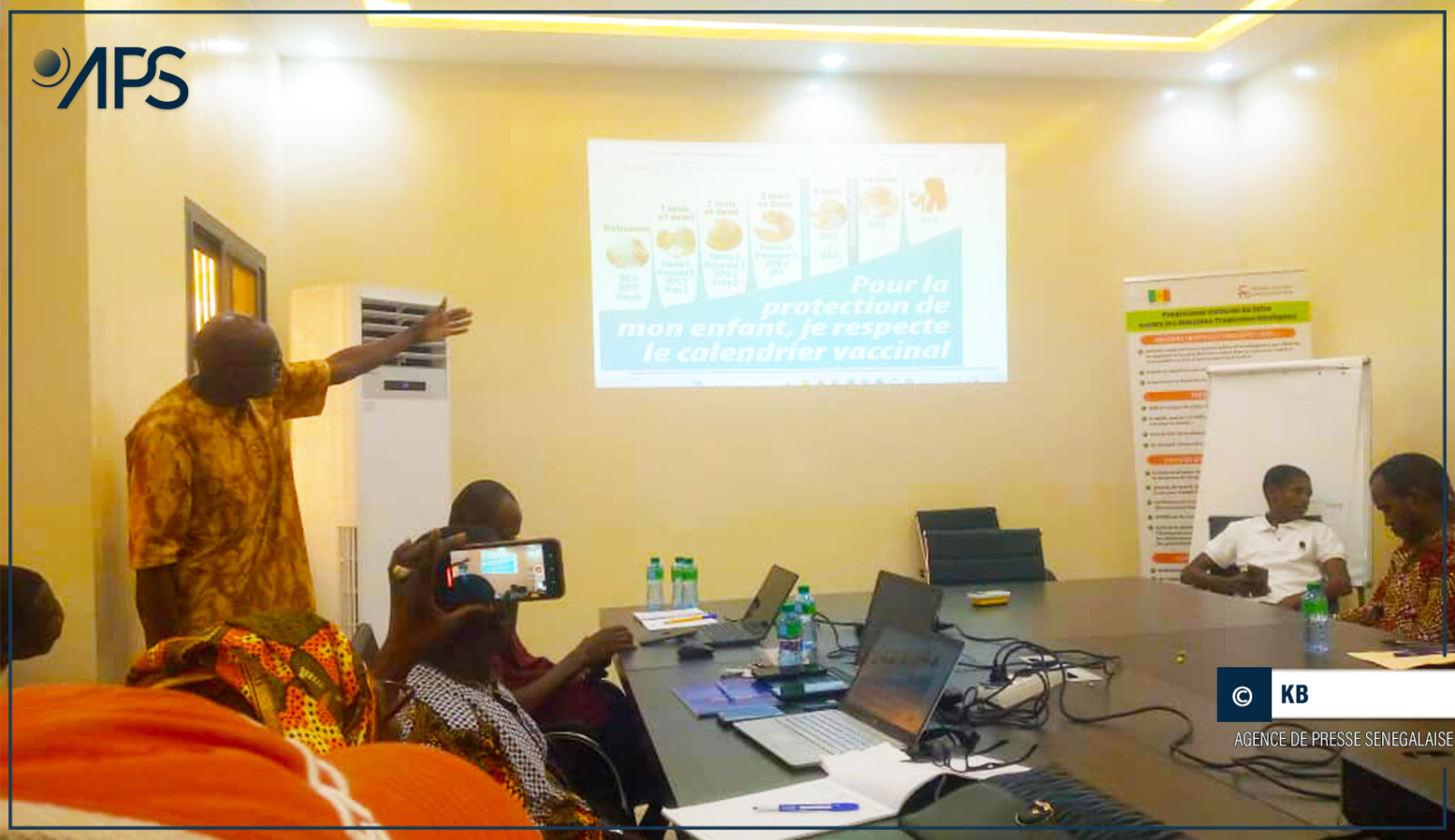 Ziguinchor : 30 journalistes et animateurs de radio formés à la gestion des rumeurs liées à la vaccination