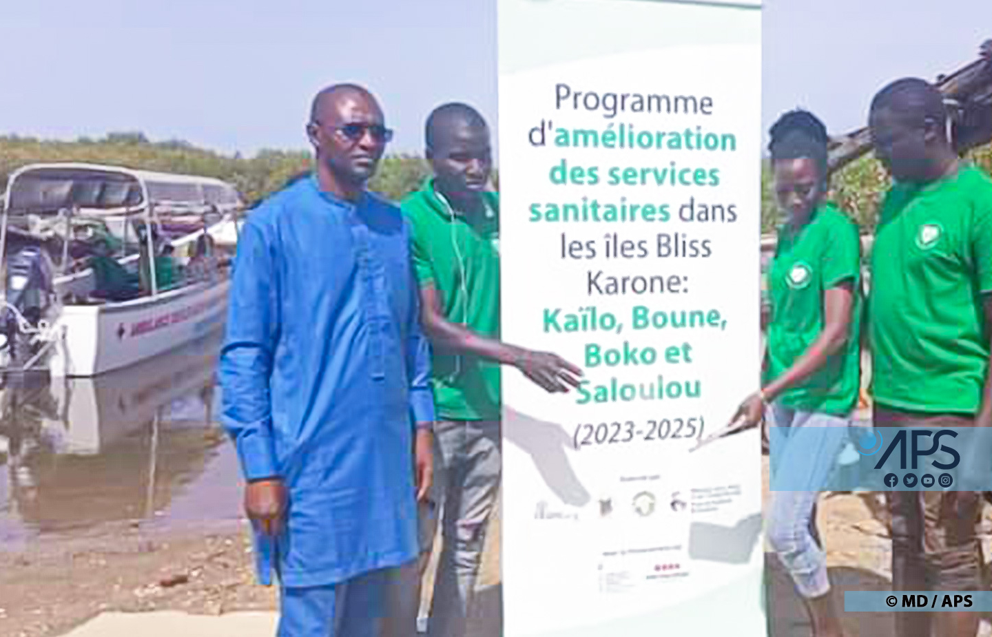 Ziguinchor : Une ambulance-pirogue offerte aux îles Bliss Karone de Kaffountine