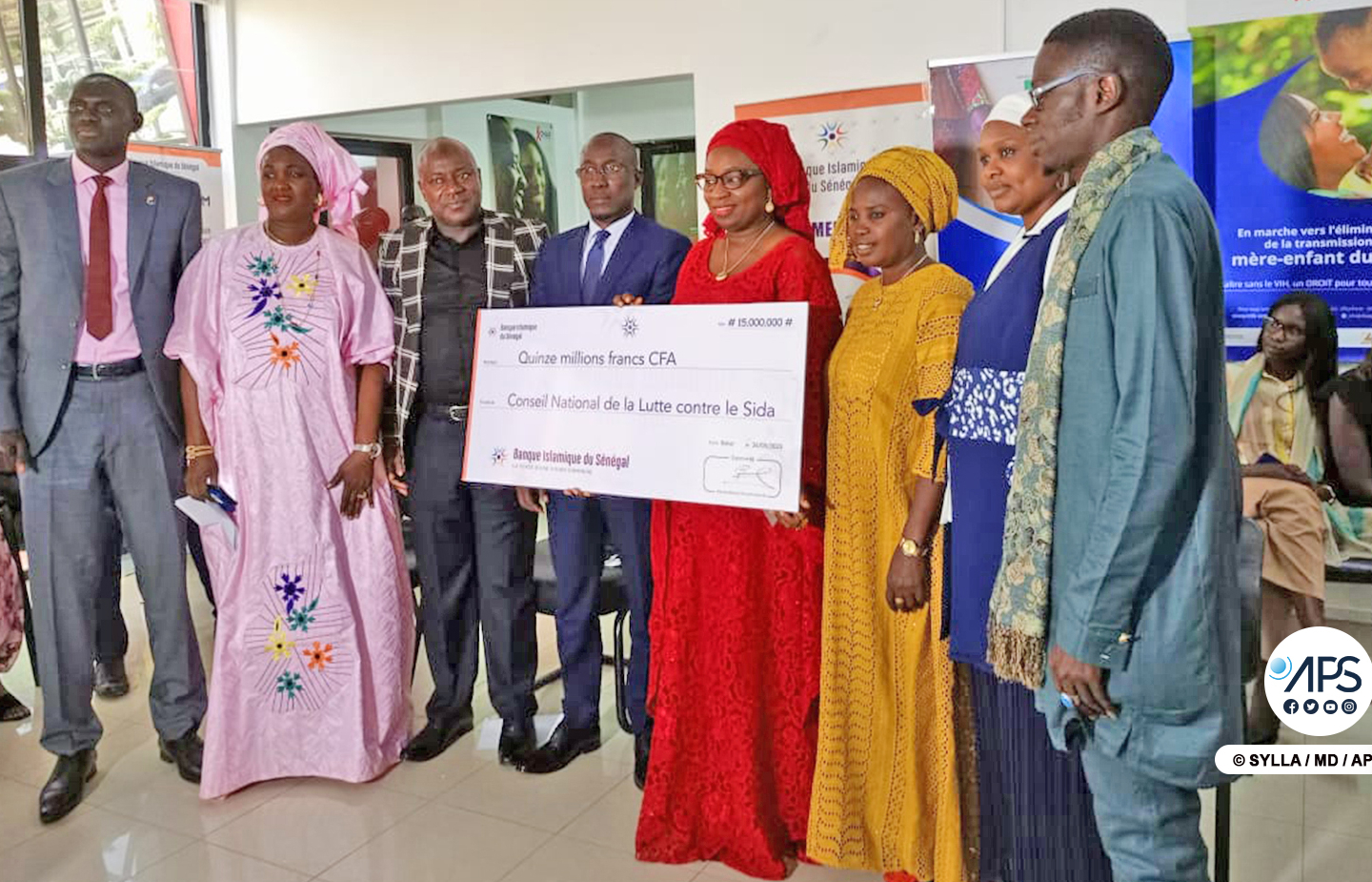 Un don de quinze millions de francs au CNLS en soutien aux enfants vivants avec le VIH