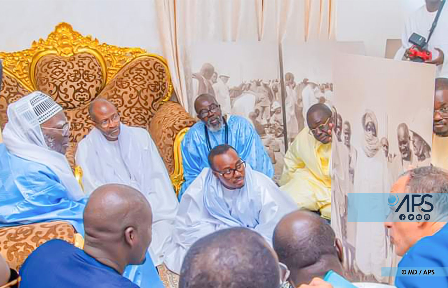Touba : des photographies de Cheikh Ahmadou Bamba restituées au Khalife général des mourides