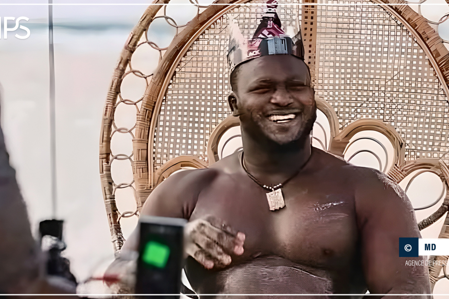 Modou Lo conserve son titre de Roi des arènes