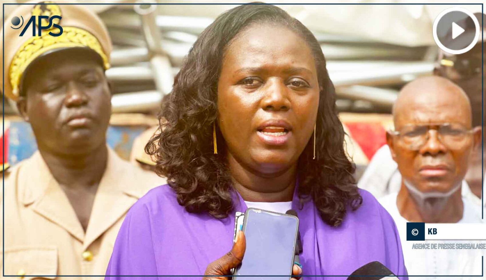 Bakel : le PUMA offre une ambulance médicalisée et des kits de secours aux sinistrés