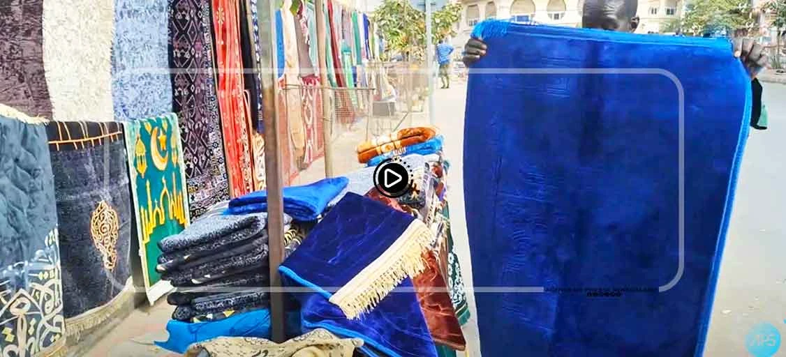 Ramadan 2025 : quand les Sénégalais se ruent vers les accessoires “religieux” (tapis de prière…)