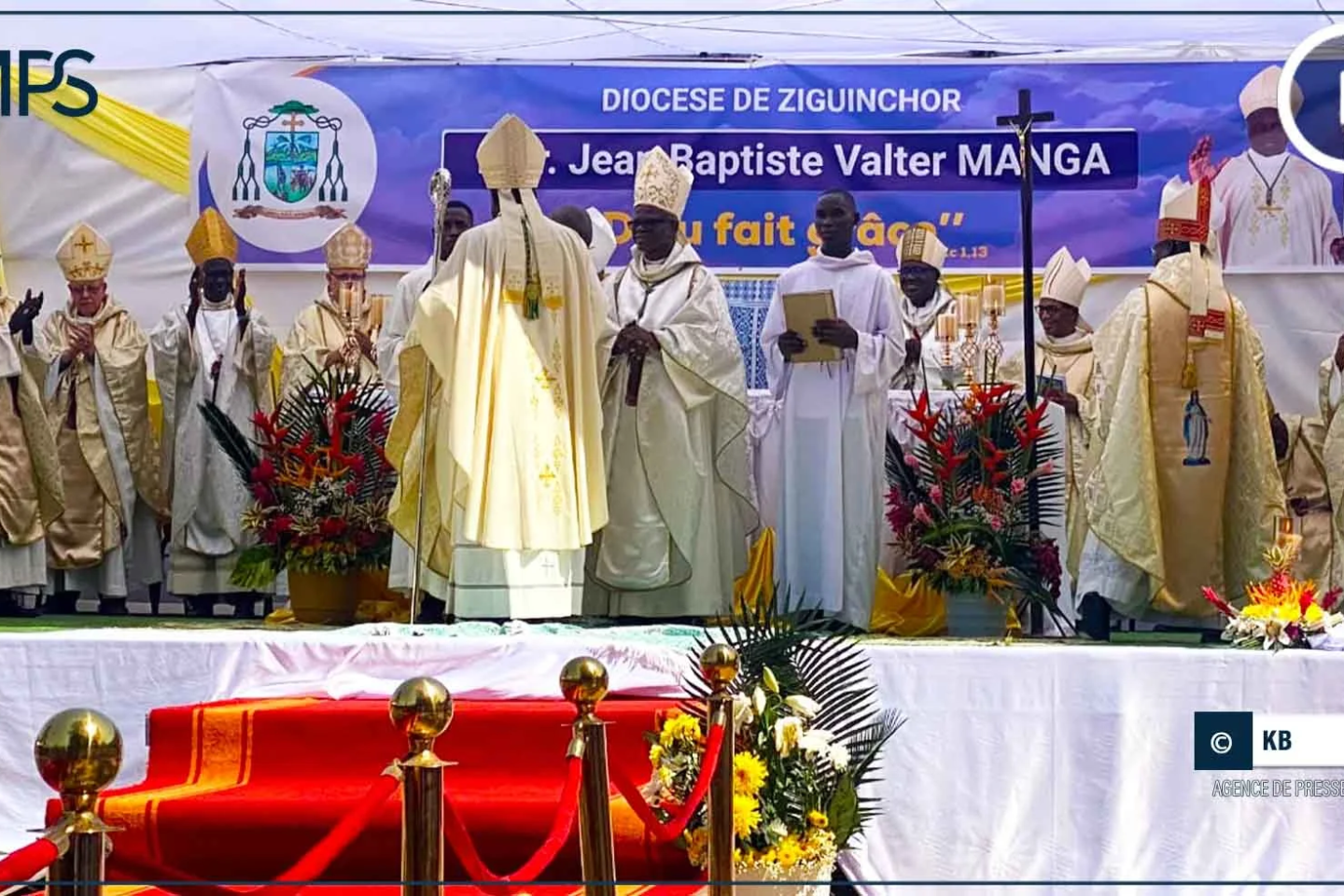 Jean Baptiste Valter Manga officiellement ordonné évêque de Ziguinchor