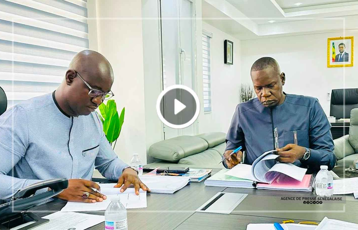 SN APS : Thierno Ahmadou Sy passe le témoin à Momar Diongue