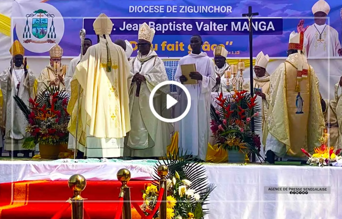 Jean Baptiste Valter Manga officiellement ordonné évêque de Ziguinchor