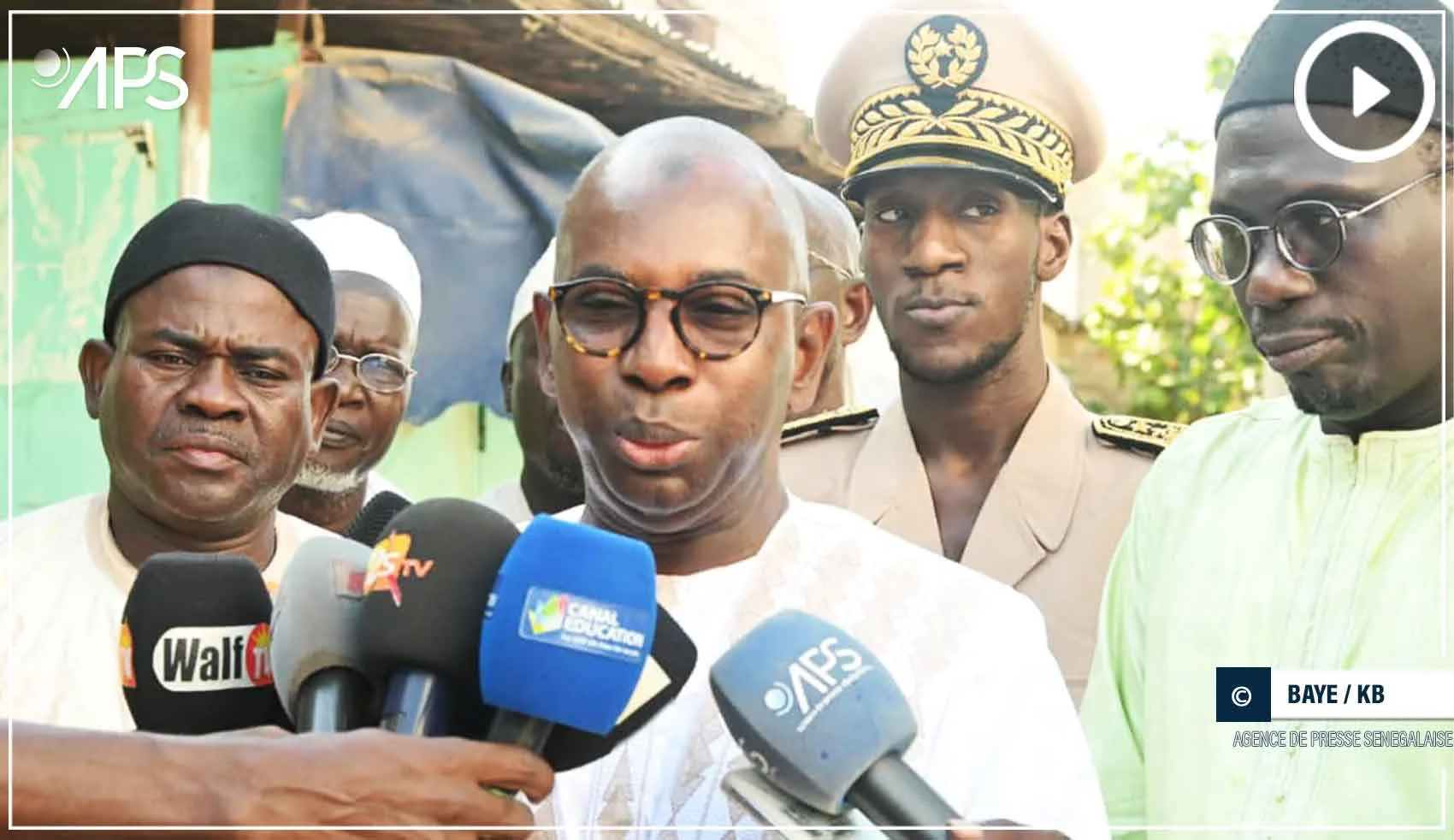 Moustapha Guirassy, en visite chez des religieux pour évoquer le sens de la tenue de la journée nationale des Daara