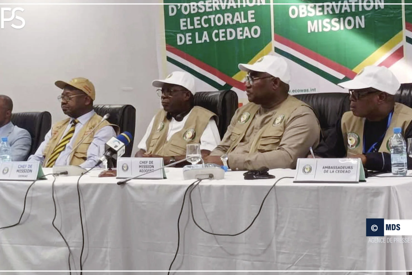 La mission d’observation de l’UA et de la CEDEAO salue le ‘’sens élevé’’ du patriotisme des Sénégalais