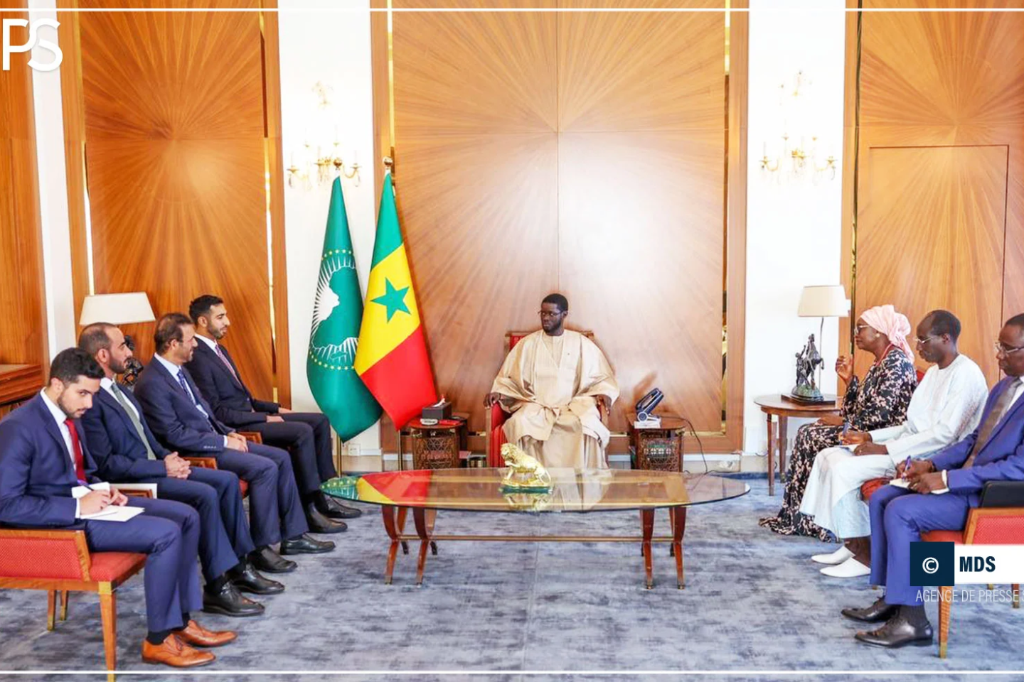 Le chargé des relations des Emirats avec l’Afrique reçu par Bassirou Diomaye Faye (présidence)