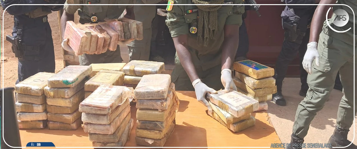 Les douaniers incinèrent plus de deux tonnes et demie de cocaïne à Rufisque