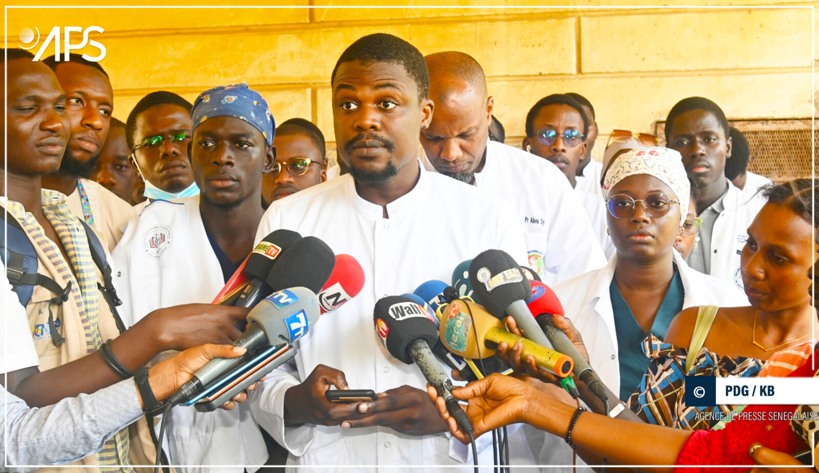 Les internes et anciens internes des hôpitaux listent leurs doléances