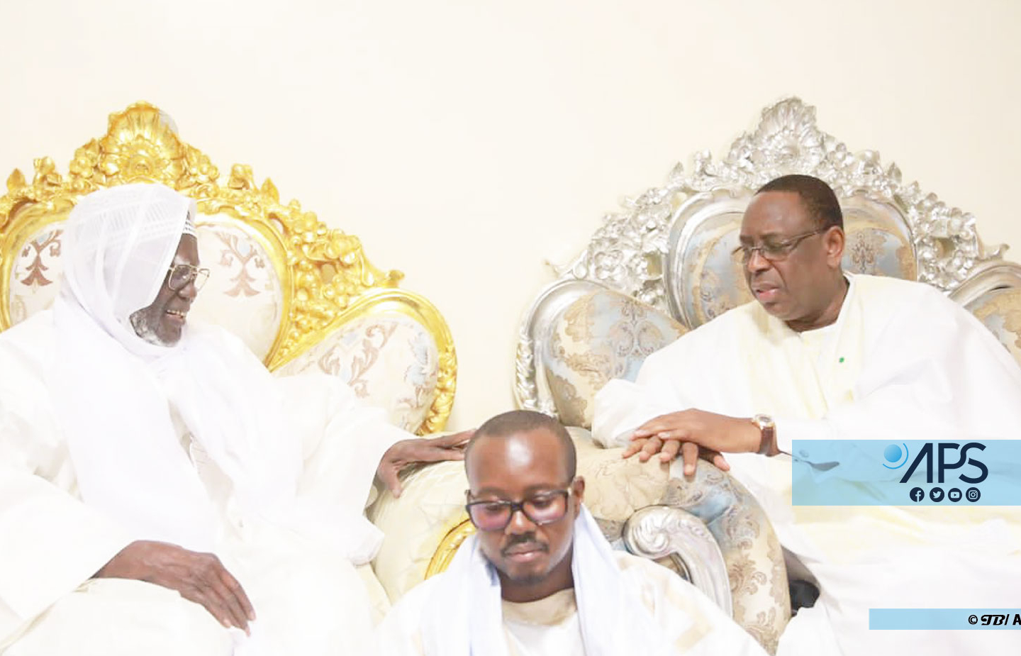 Macky Sall chez le khalife général des mourides pour lui présenter ses condoléances