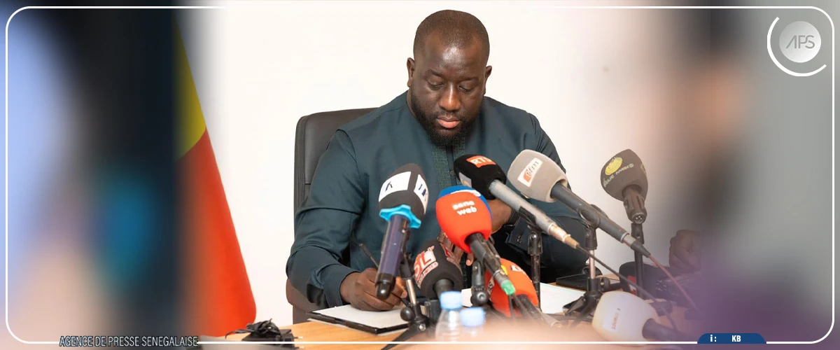 Le ministre de la Communication ordonne la cessation des activités des médias ‘’non conformes’’ au code de la presse
