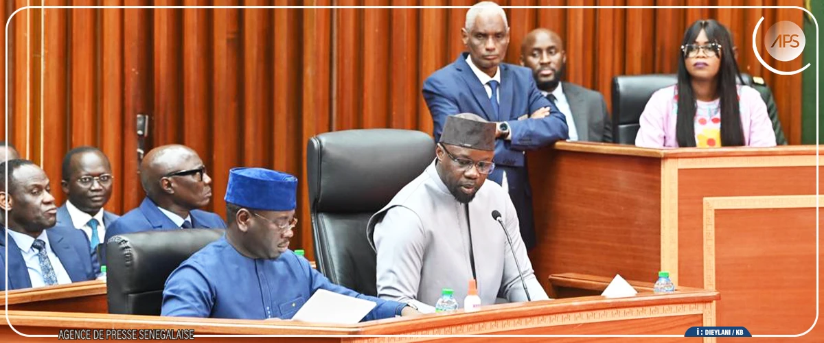 Début des échanges entre les députés et le gouvernement