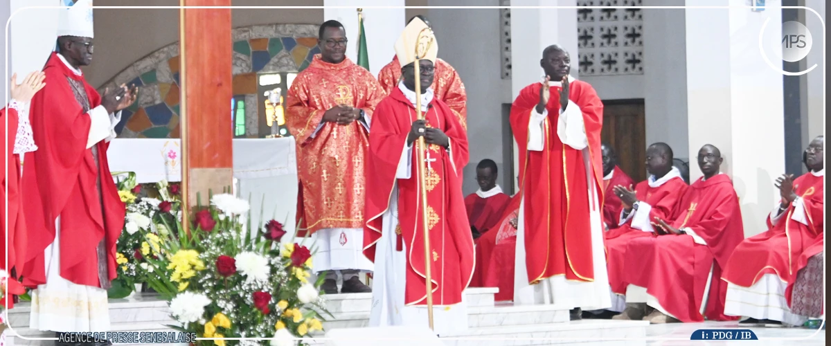 Mgr André Guèye officiellement installé dans ses fonctions d’archevêque de Dakar