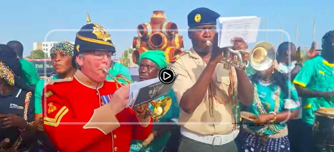 Amical Angleterre – Sénégal : ambiance à la Fanzone « UK1–Sénégal Xaritoo Day » organisée par l’ambassadeur du Royaume-Uni à Dakar