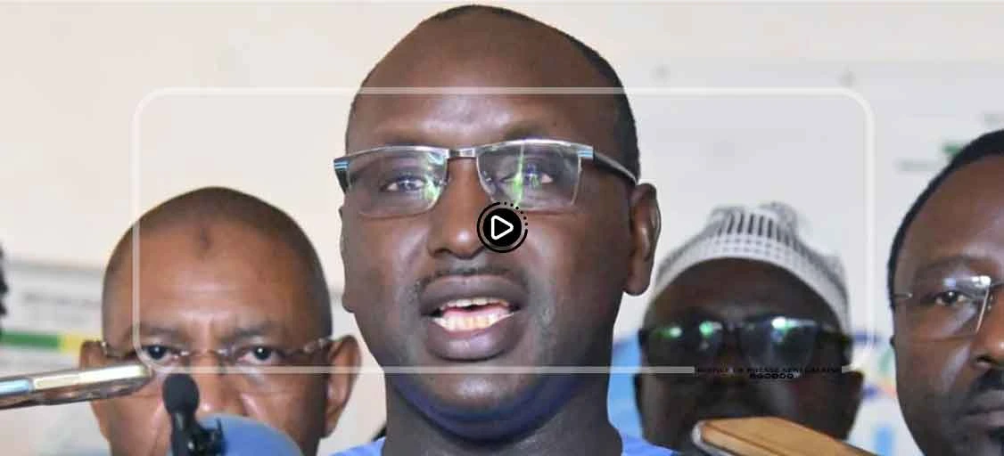 Cheikh Tidiane Dièye réceptionne le matériel destiné au barrage de Sambangalou