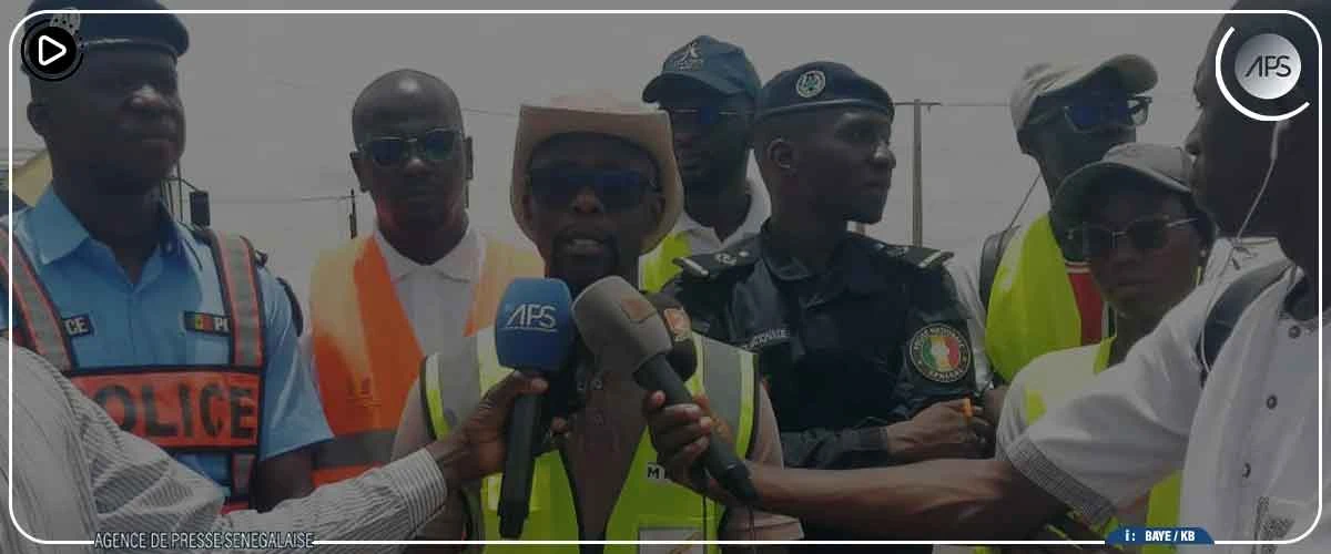 Kaolack : l’ANASER et les FDS sensibilisent les conducteurs à la sécurité routière