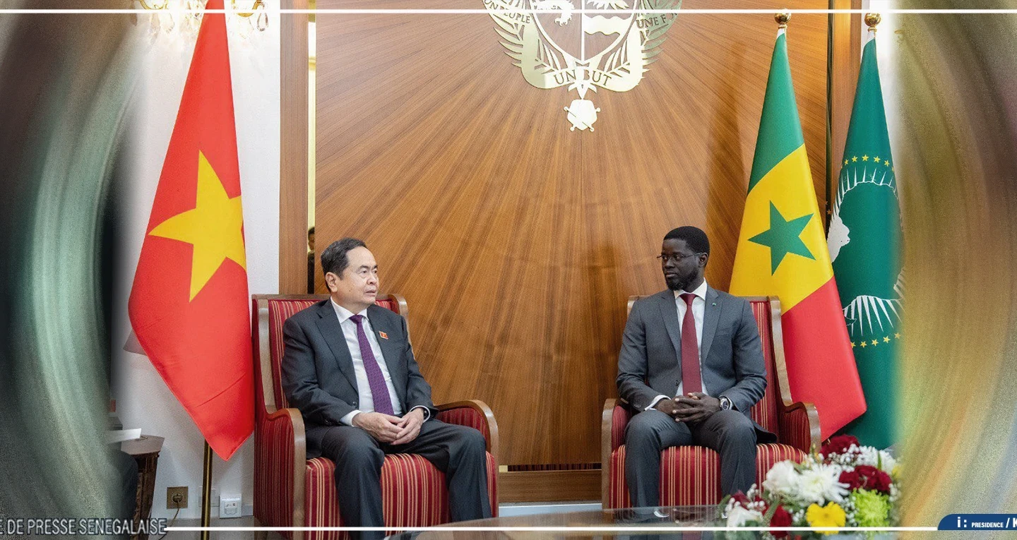 Le président de l’Assemblée nationale du Vietnam reçu par le chef de l’Etat