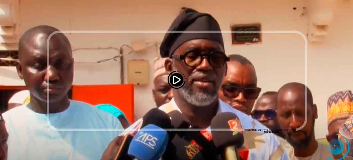 Médina Baye: Fadilou Keïta présente les missions de la CDC à Cheikh Mouhamadoul Mahi Ibrahima Niass
