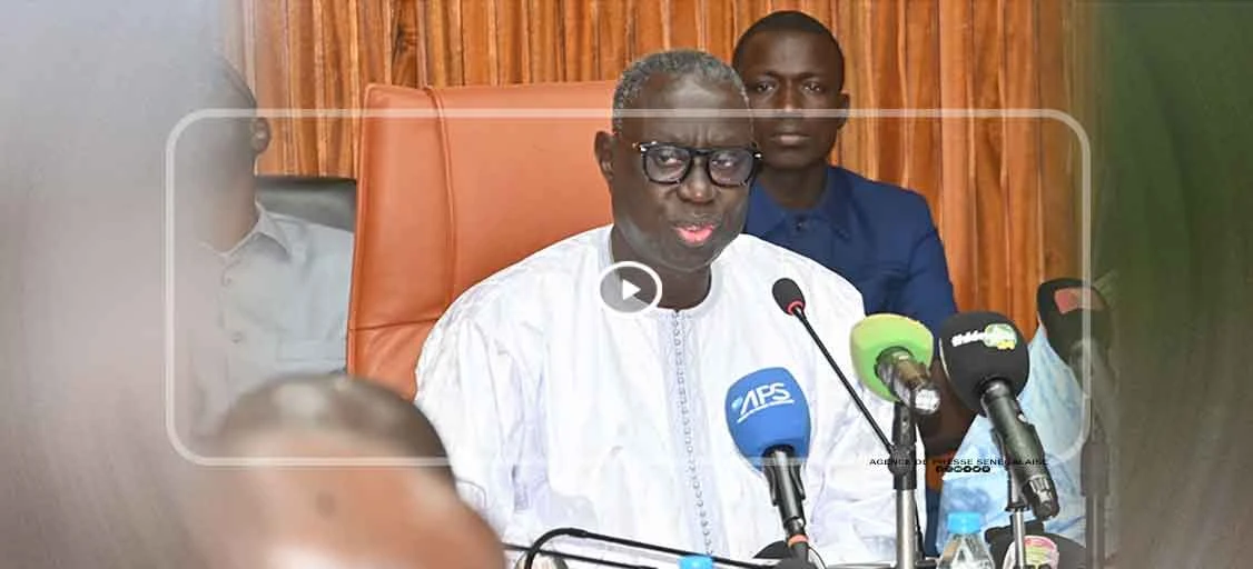 Le ministre de l’intérieur se montre ferme sur le port du casque à l’approche du Gamou