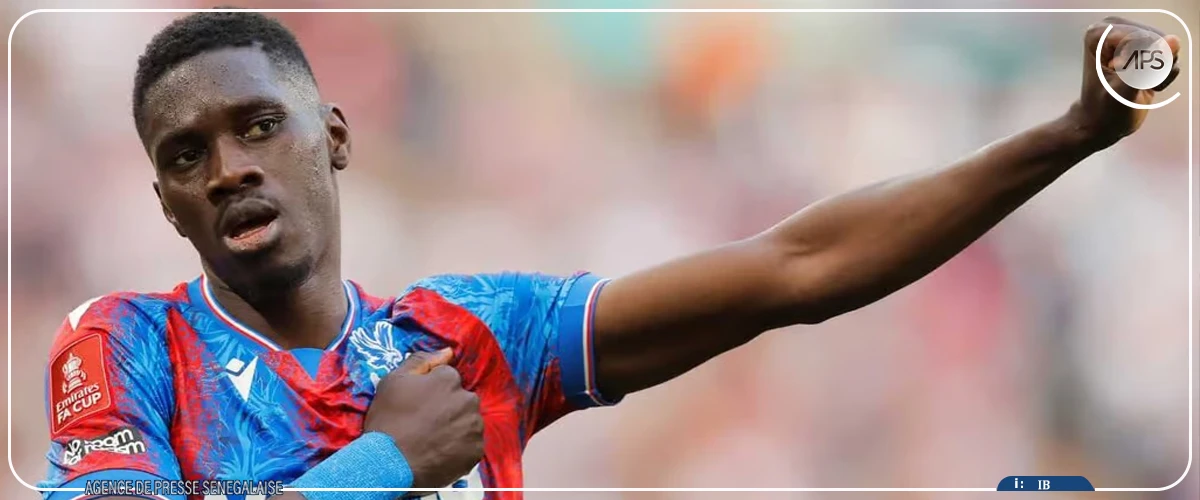 Ismaila Sarr remporte le trophée de la Community Shield avec Crystal Palace