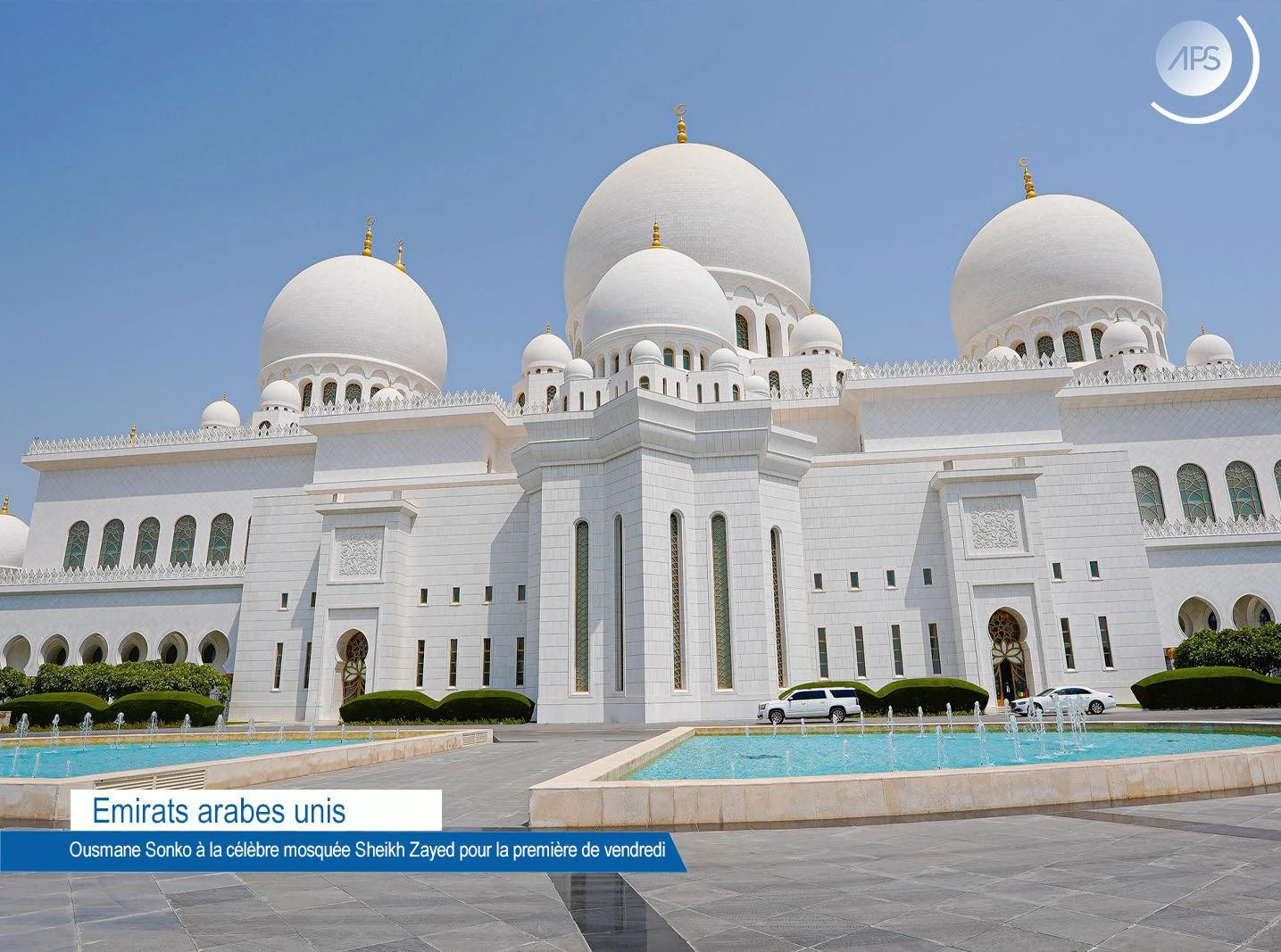 Emirats arabes unis : Ousmane Sonko à la célèbre mosquée Sheikh Zayed pour la prière de vendredi