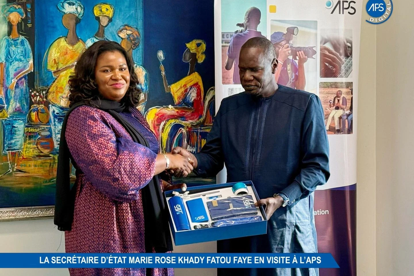 La Secrétaire d’État Marie Rose Khady Fatou Faye en visite à l’APS (Agence de Presse Sénégalaise)