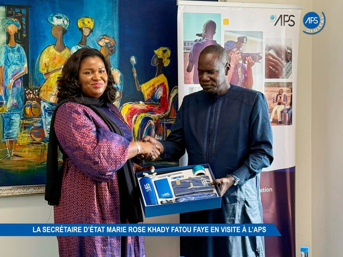 La Secrétaire d’État Marie Rose Khady Fatou Faye en visite à l’APS (Agence de Presse Sénégalaise)