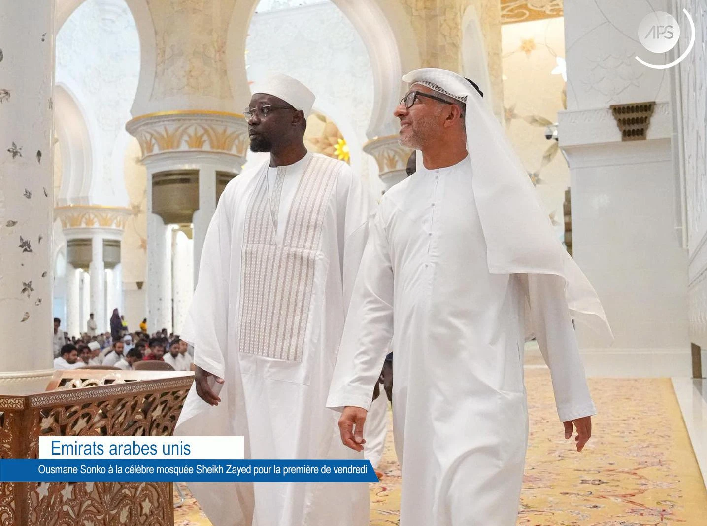 Emirats arabes unis : Ousmane Sonko à la célèbre mosquée Sheikh Zayed pour la prière de vendredi