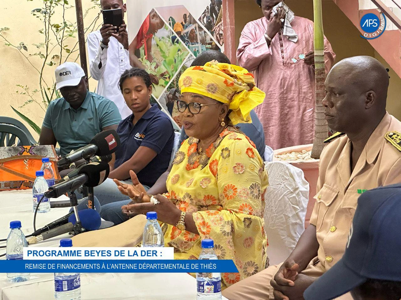 Programme Beyes de la DER : Remise de financements à l'antenne départementale de Thiès