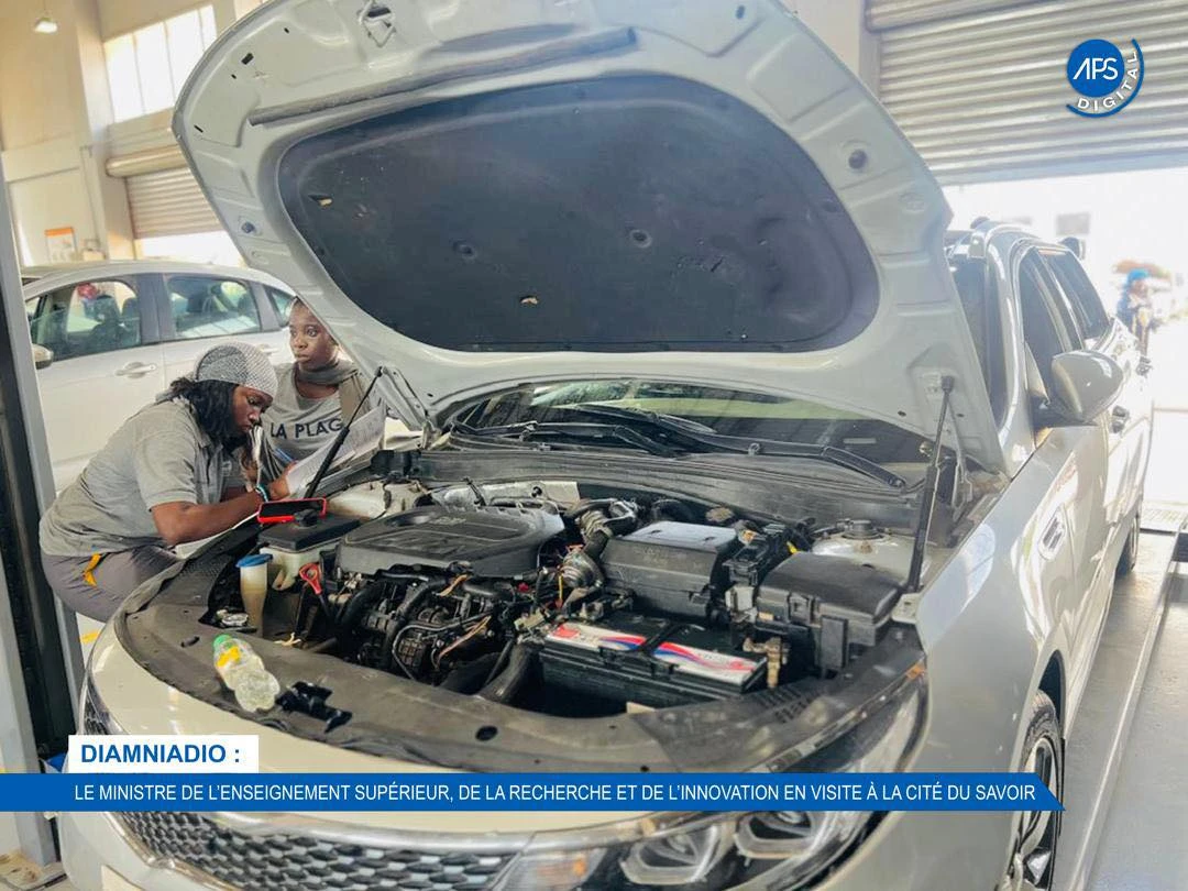 Diamniadio : Le ministre de l'enseignement supérieur , de la recherche et de l'innovation en visite à la cité du savoir 