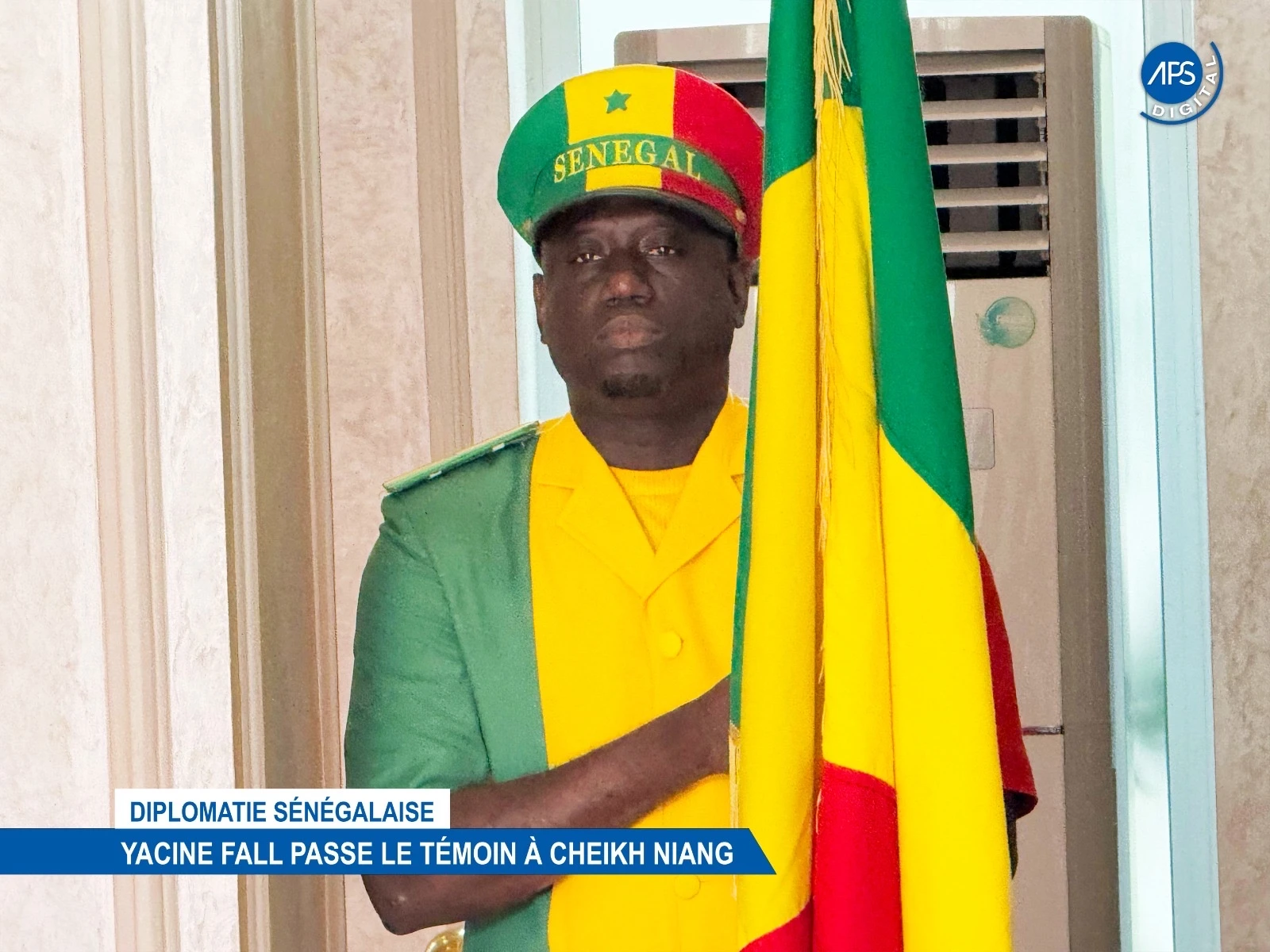Diplomatie Sénégalaise : Yacine Fall passe le témoin à Cheikh Niang 