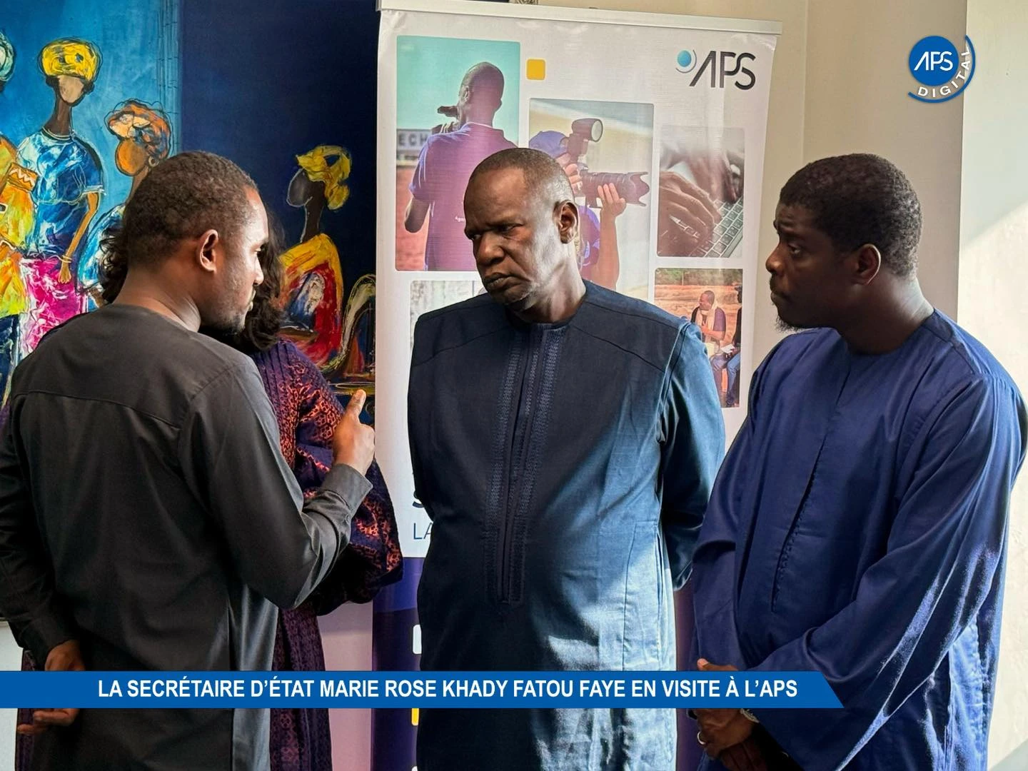La Secrétaire d’État Marie Rose Khady Fatou Faye en visite à l’APS (Agence de Presse Sénégalaise)