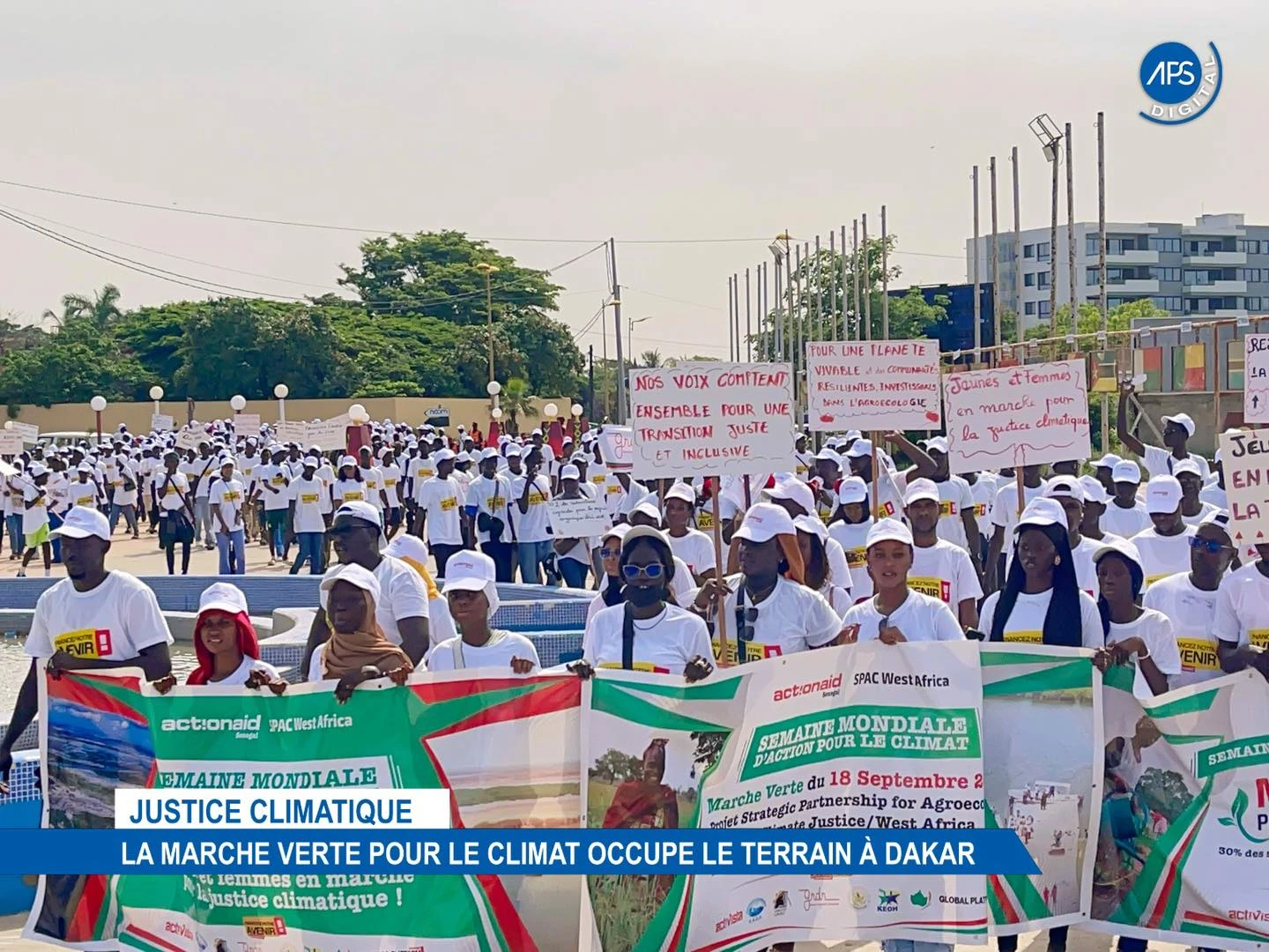 Justice climatique : La marche verte pour le climat occupe le terrain à Dakar