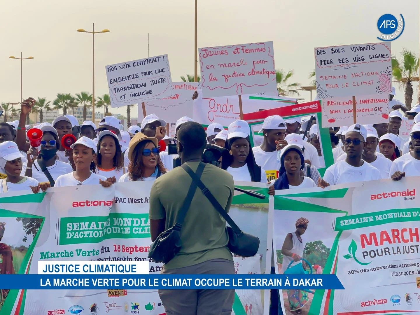 Justice climatique : La marche verte pour le climat occupe le terrain à Dakar