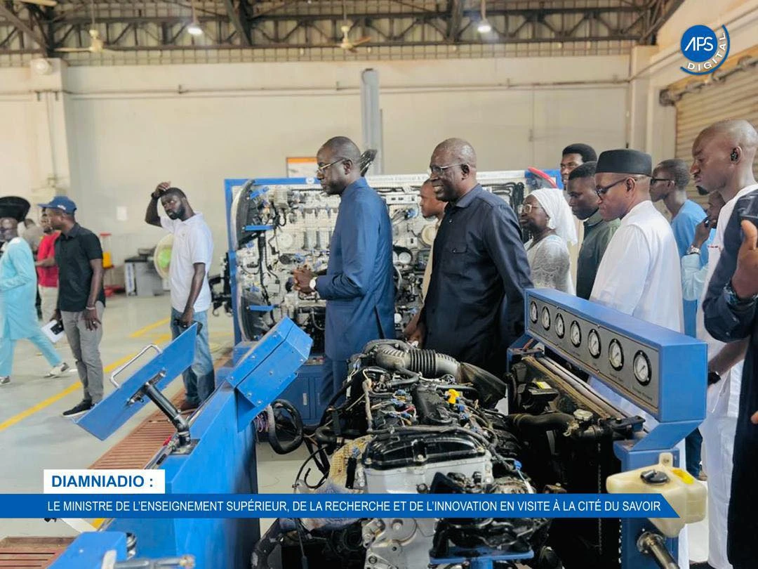 Diamniadio : Le ministre de l'enseignement supérieur , de la recherche et de l'innovation en visite à la cité du savoir 