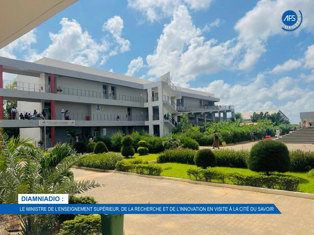 Diamniadio : Le ministre de l'enseignement supérieur , de la recherche et de l'innovation en visite à la cité du savoir 