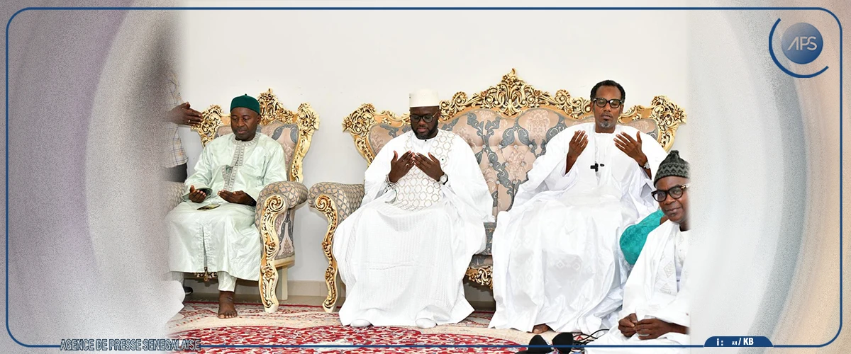 Malick Ndiaye reçu par le khalife des khadres à la veille du Gamou de Ndiassane