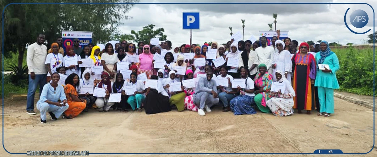 Thiès : une cinquantaine de jeunes filles formées aux technologies de pointe