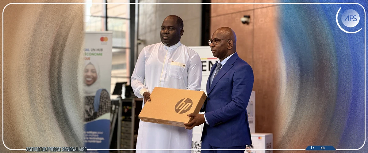 FORCE N : 105 000 enseignants seront formés à l’IA, 5000 ordinateurs offerts à des élèves