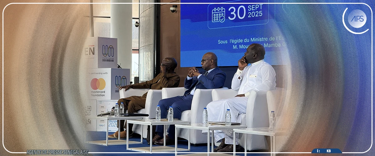 FORCE N : 105 000 enseignants seront formés à l’IA, 5000 ordinateurs offerts à des élèves