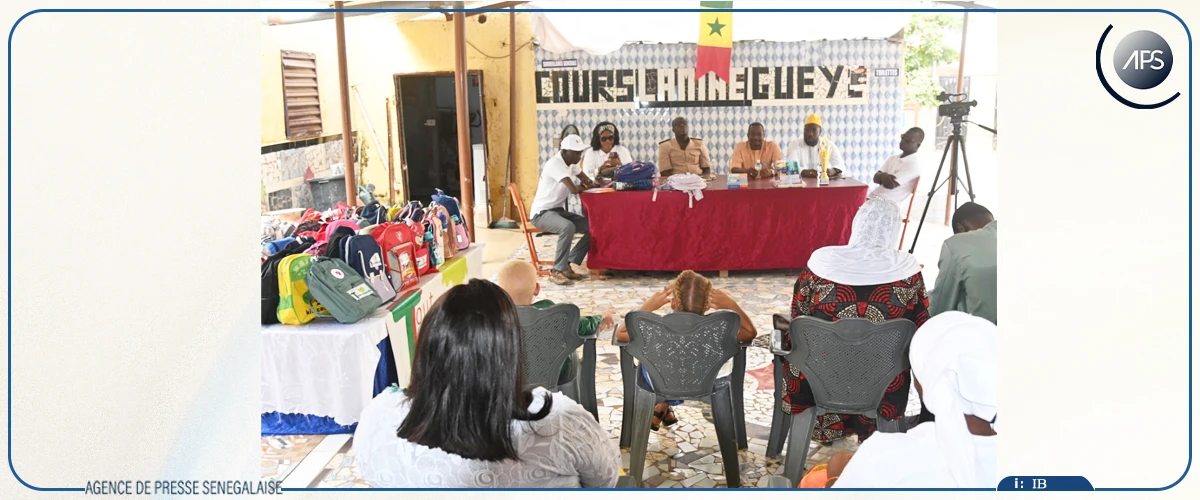 Tambacounda : un mouvement citoyen offre 150 kits scolaires à des élèves issus de familles démunies