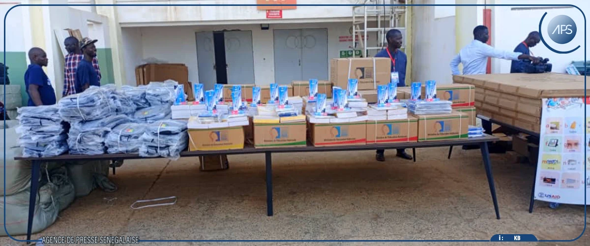 Thiès : Moustapha Mamba Guirassy réceptionne du matériel destiné aux écoles